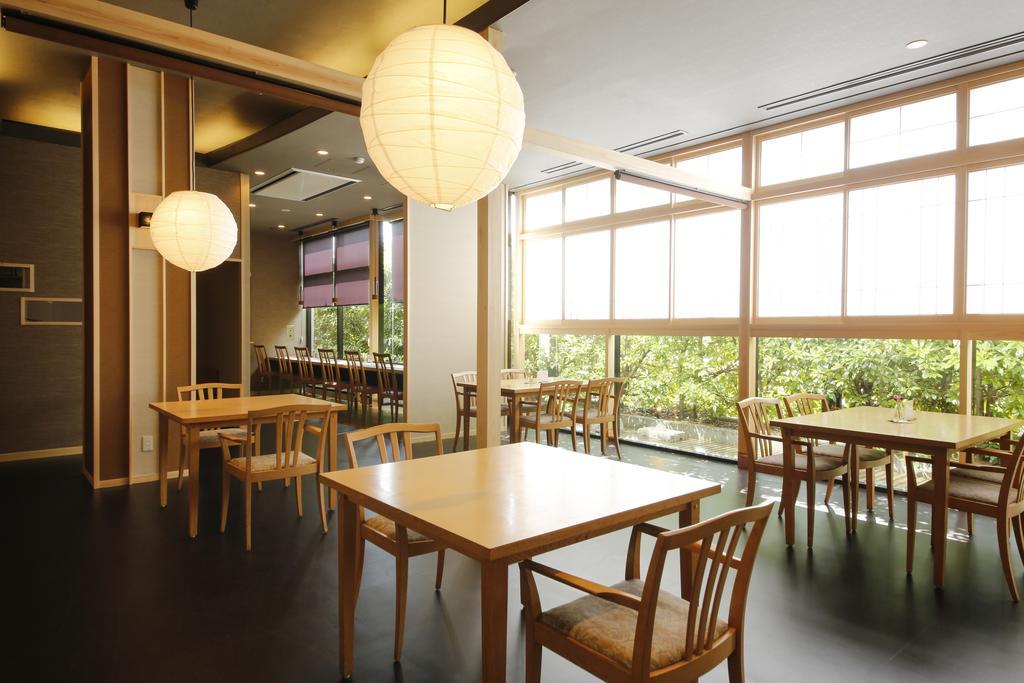 Ako Park Hotel Exterior photo